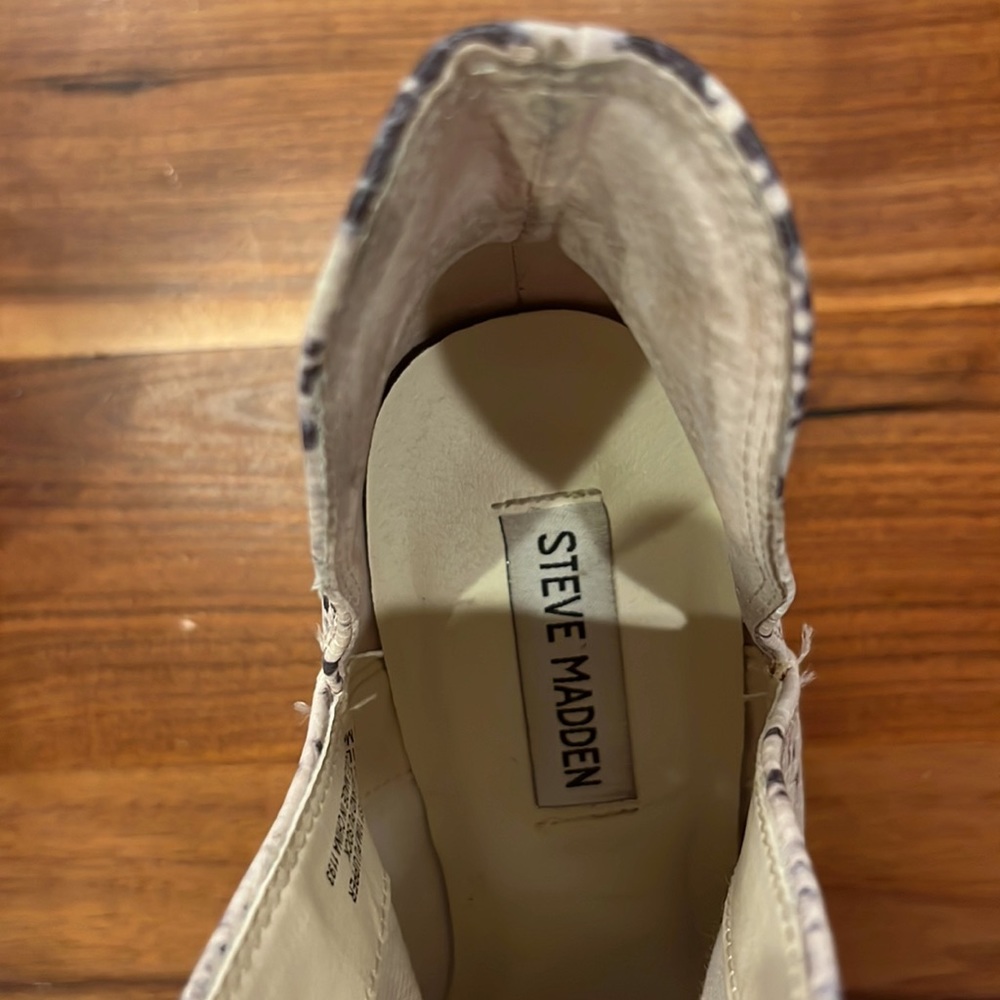 Steven Madden Snake Print Heels Size 10 - image 6